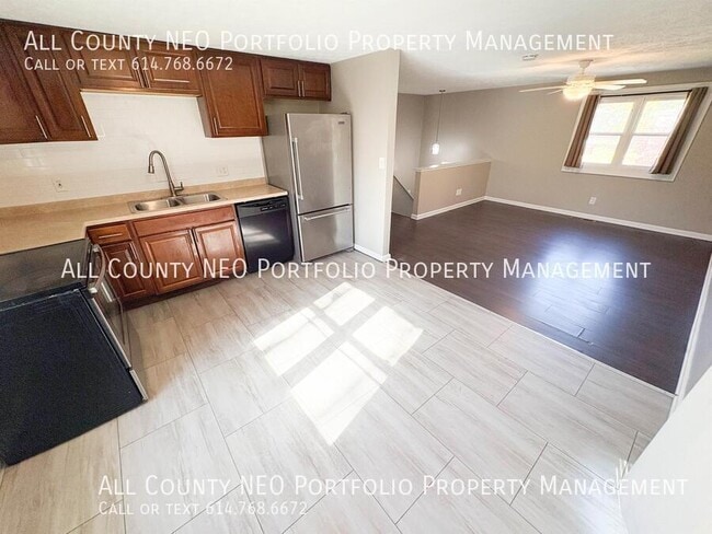 Building Photo - 3583 Carthage Ct