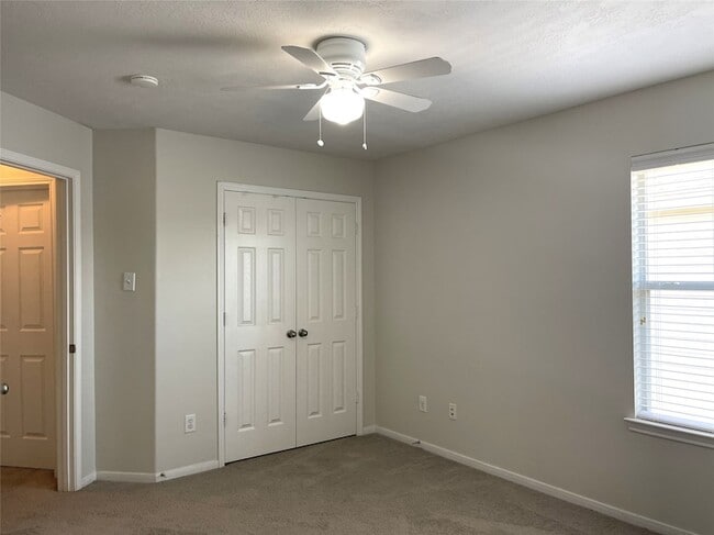 Building Photo - 6411 Virginia Fields Dr