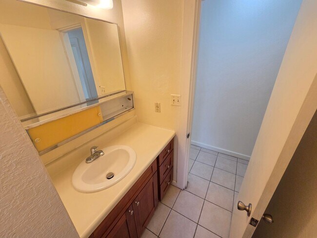 Building Photo - 425 Kawailoa Rd