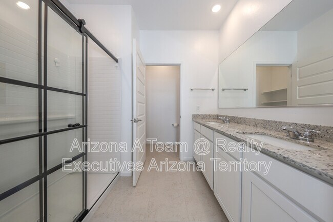 Building Photo - 17581 S Desert Barberry Dr