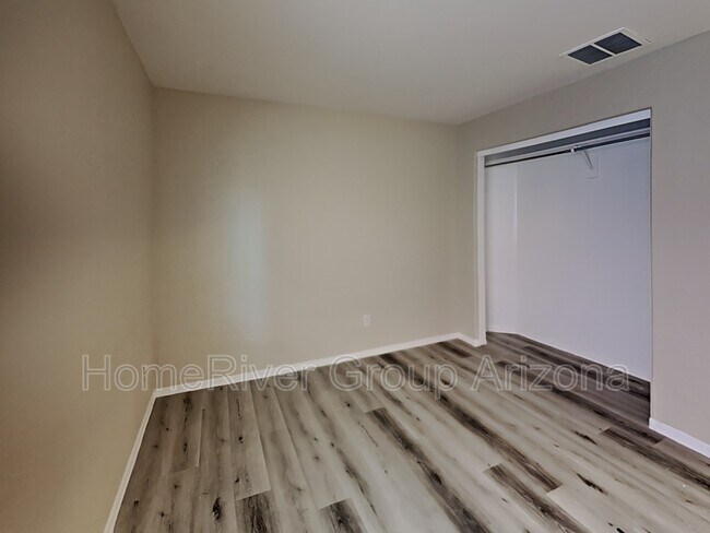 Building Photo - 21424 N 120th Ln