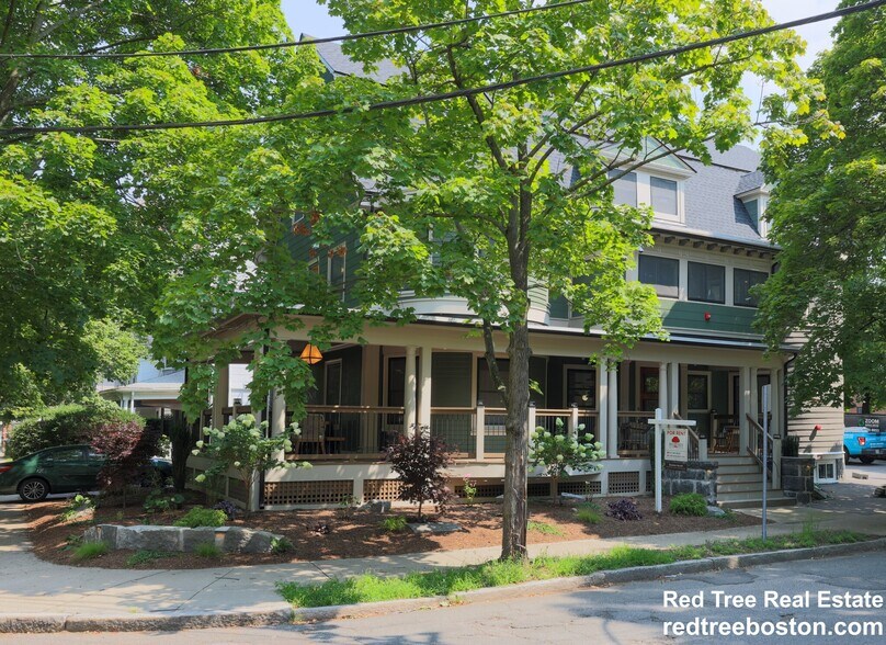 Building Photo - 44 Winslow Rd