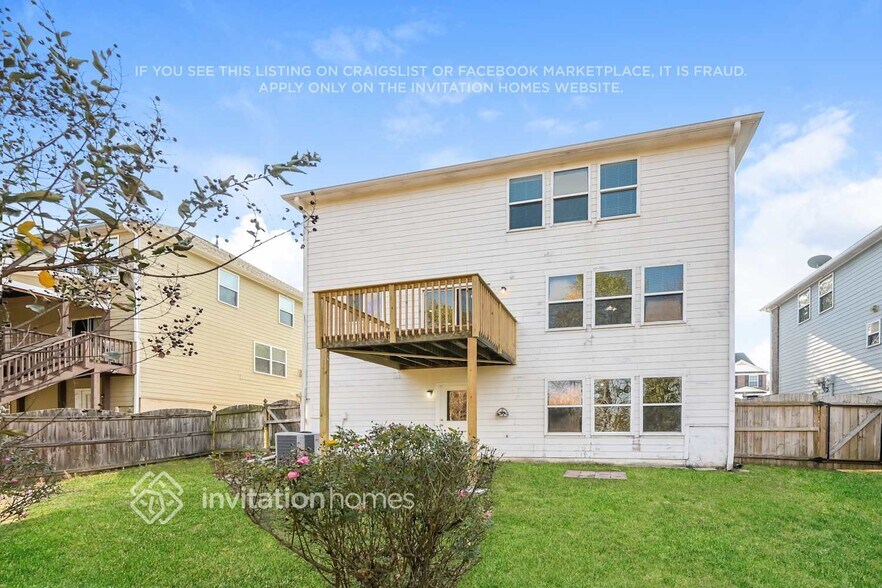 Building Photo - 3121 Farmstead Ct