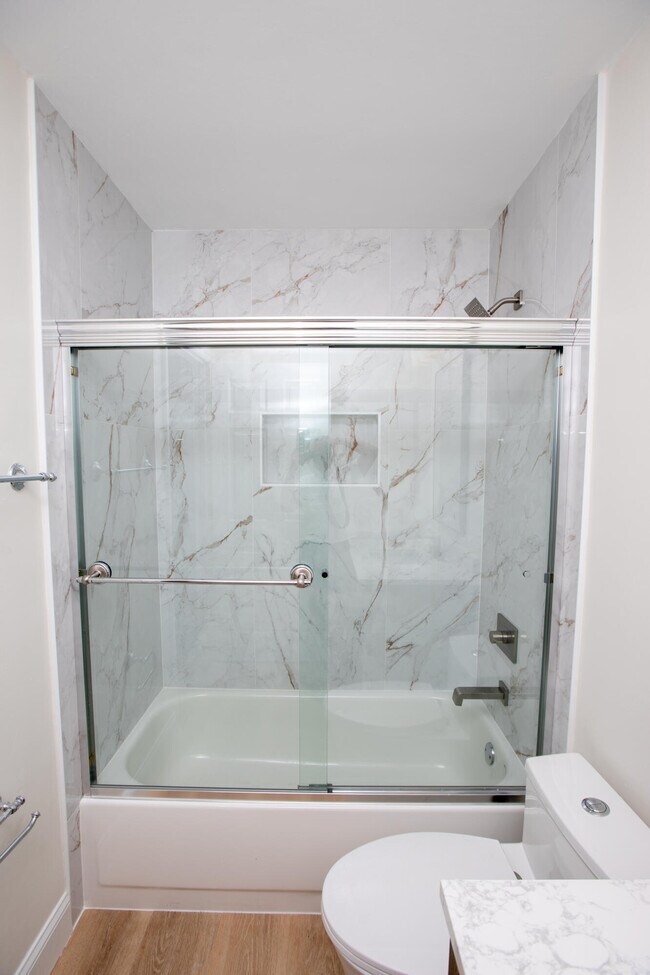 Building Photo - 10821 La Salinas Cir