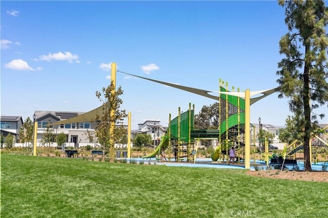 Building Photo - 121 Billings