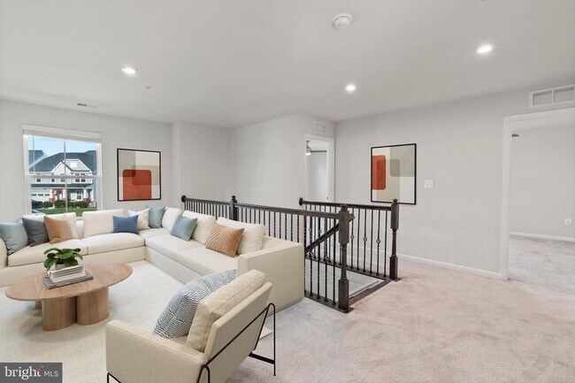 Building Photo - 311 Sunrise Ct