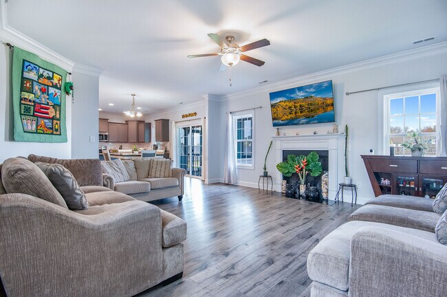 Building Photo - 110 Evergreen Frst Dr