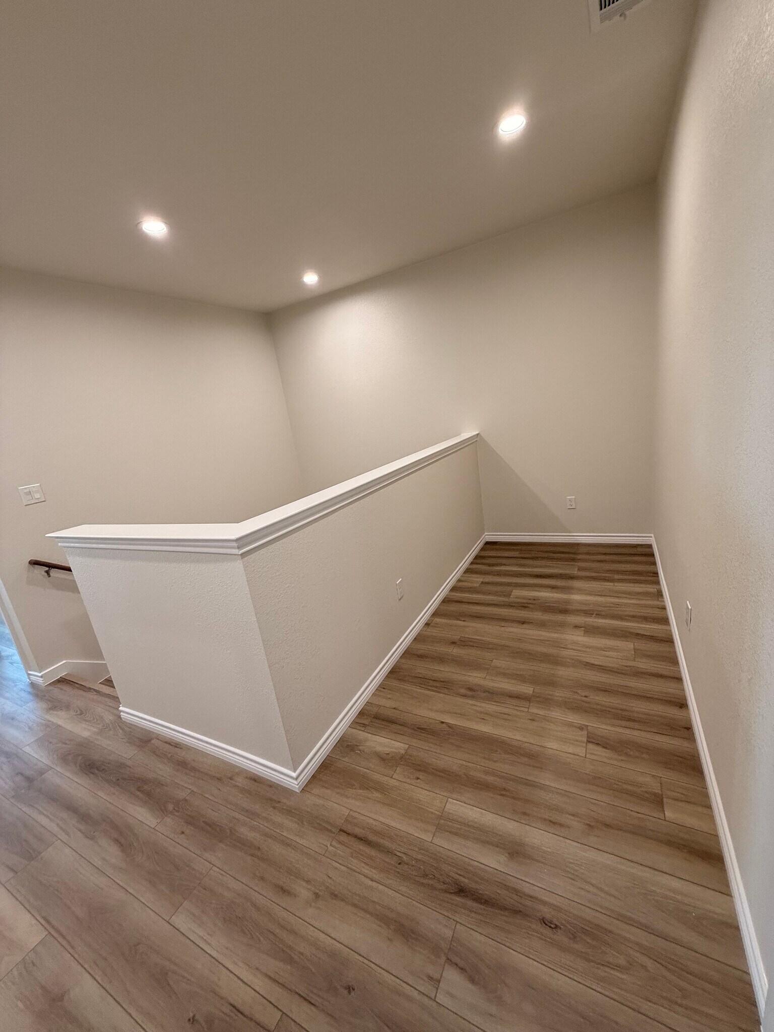 Building Photo - 510 War Admiral Dr