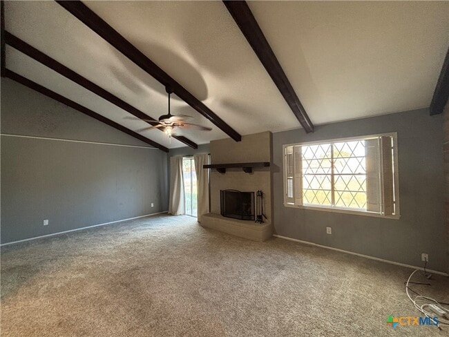 Building Photo - 516 Dove Dr