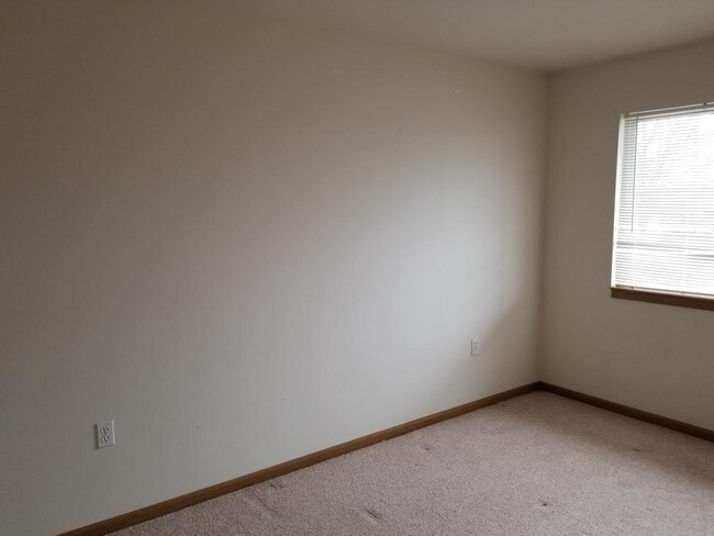 Building Photo - 106 Marks Way New Lisbon, WI 53950