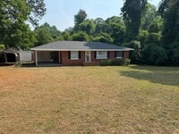 Building Photo - North Augusta Ranch with Tons of Natural Lighting!