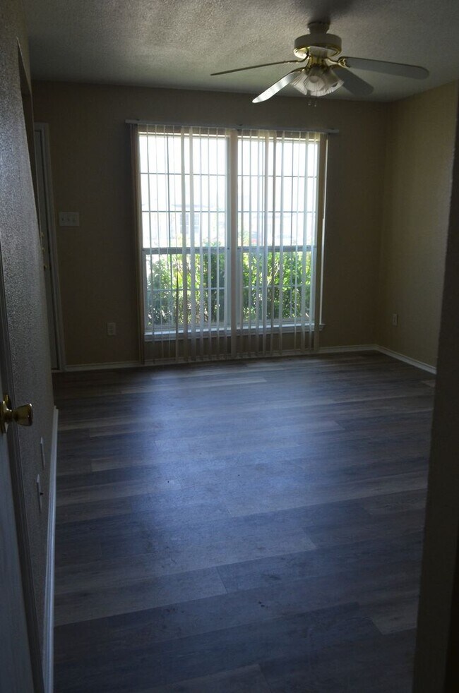 Building Photo - 4504 Mattie Dr