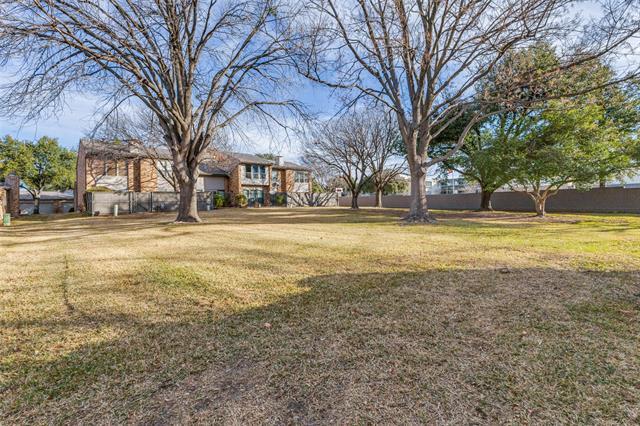 Building Photo - 12327 Montego Plaza