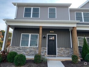 Building Photo - Cornerstone Townhomes-Convenient Timberlak...