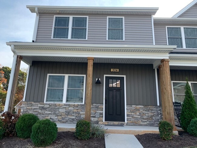 Primary Photo - Cornerstone Townhomes-Convenient Timberlak...