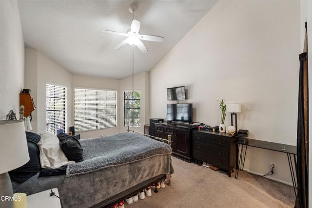 Building Photo - 2200 Martinique Ln