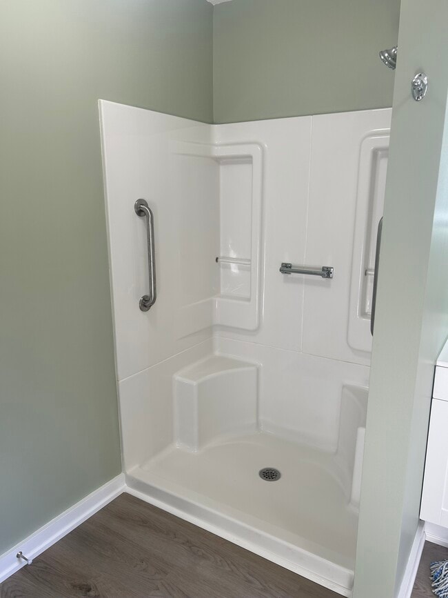 Building Photo - 164 Rabideau St