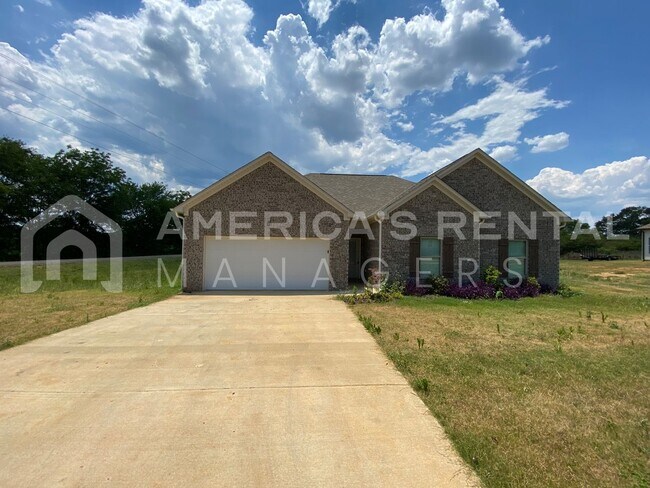 Building Photo - DEPOSIT PENDING!!! Home for Rent in Eastab...
