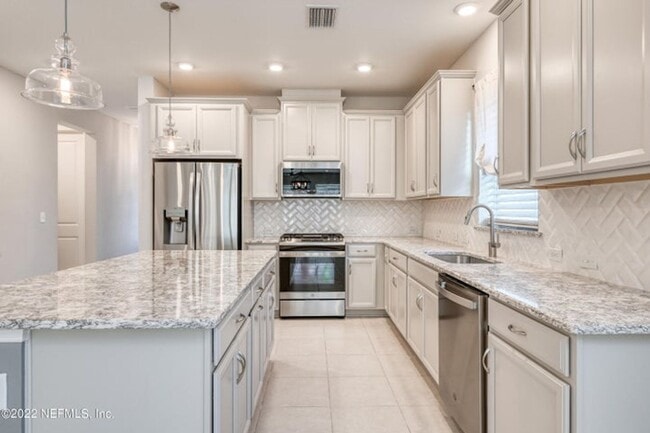 Building Photo - 55 Bluebonnet Way