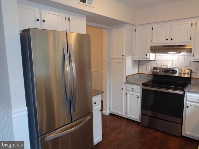 Building Photo - 1834 Bramble Brook Ln