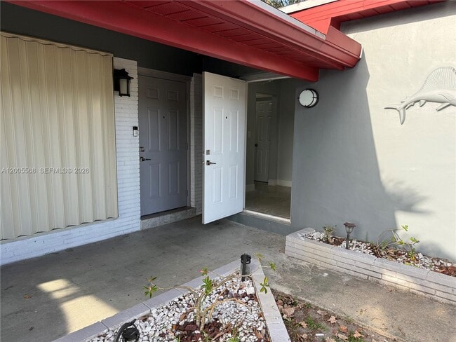 Building Photo - 7411 Juniper St