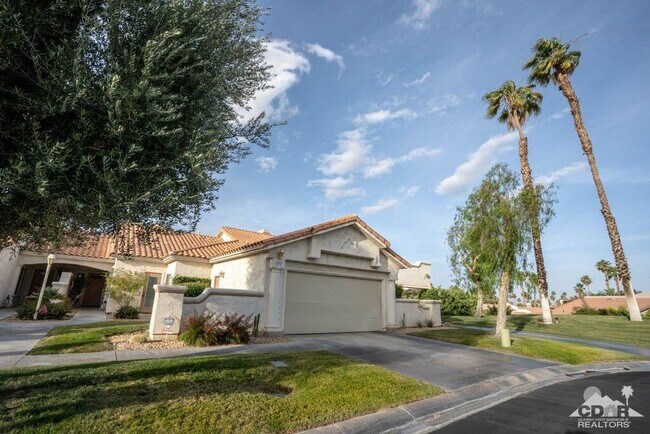 Building Photo - 252 Desert Falls Dr E