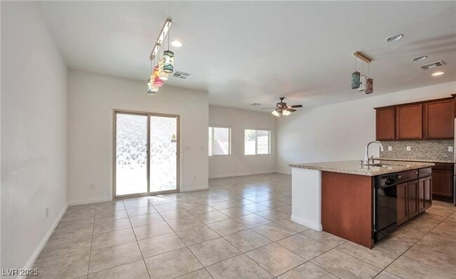 Building Photo - 8429 Spirit Vale Ave