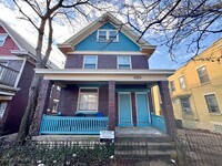 Building Photo - Emming Duplex