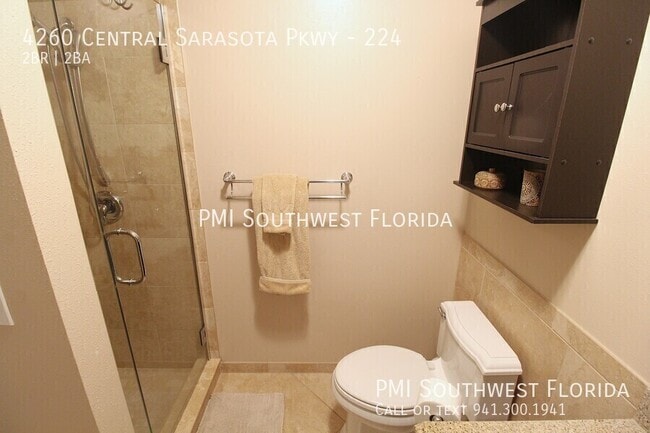 Building Photo - 4260 Central Sarasota Pkwy