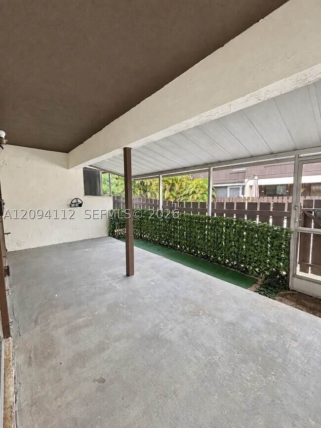Building Photo - 5348 Bosque Ln