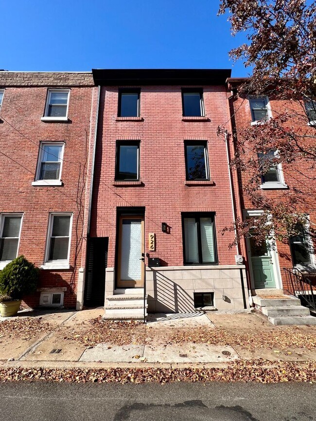 Luxurious 3Bedroom Townhome With Rooftop 926 N Orianna St