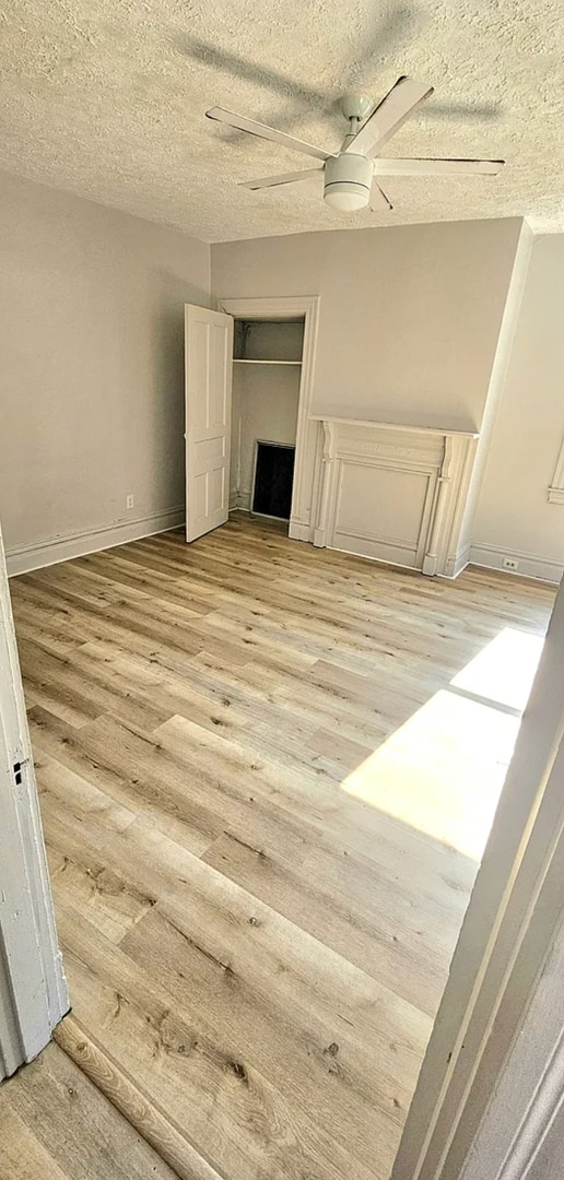 Building Photo - Spacious 4-Bedroom Home with 3-Car Garage, Deck & More!!