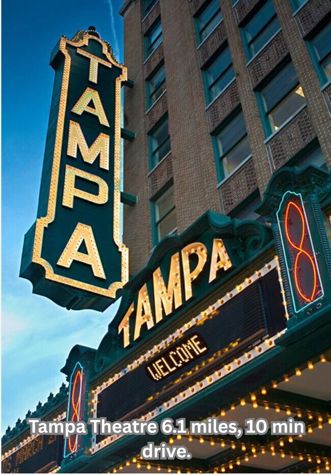 Building Photo - 109 W Hollywood St