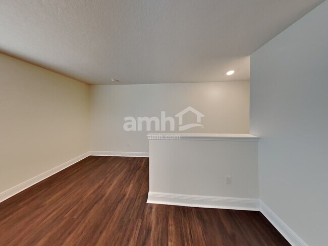 Building Photo - 6301 Emerald Hls Wy