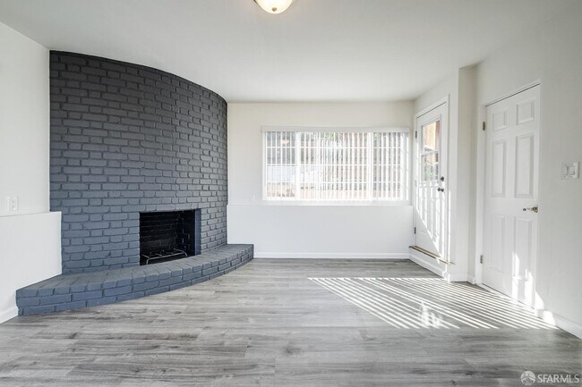 Building Photo - 97 Canyon Dr