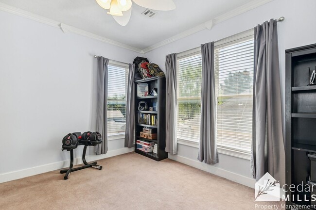 Building Photo - EXTRAORDINARY historic rental opportunity ...