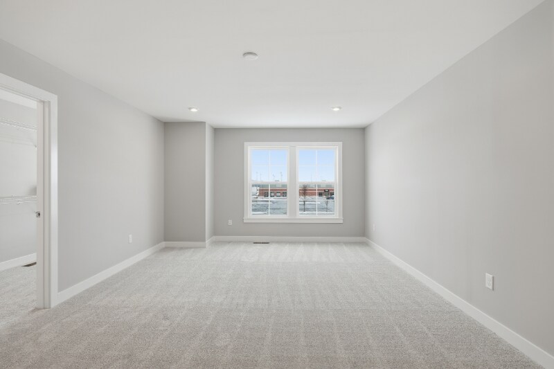 Building Photo - 404 Elite St