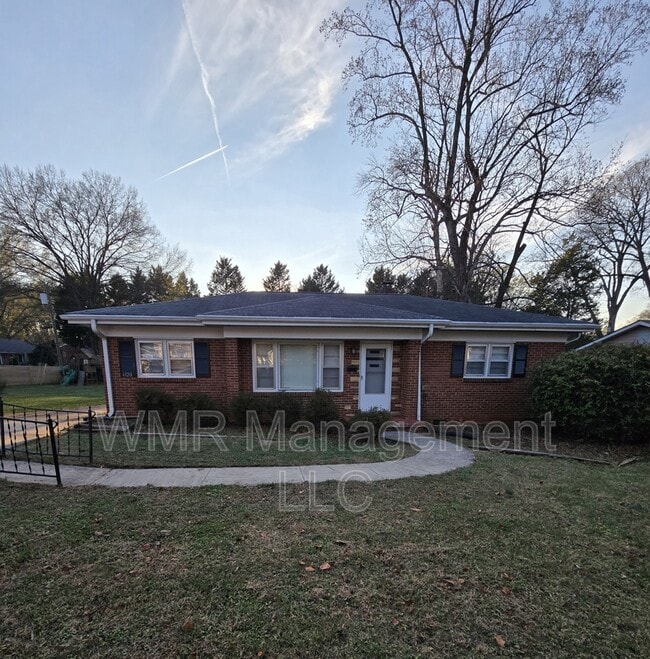 Building Photo - 4120 Leeds Dr