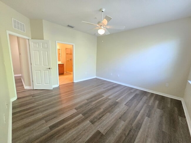 Building Photo - 5490 Soapstone Pl