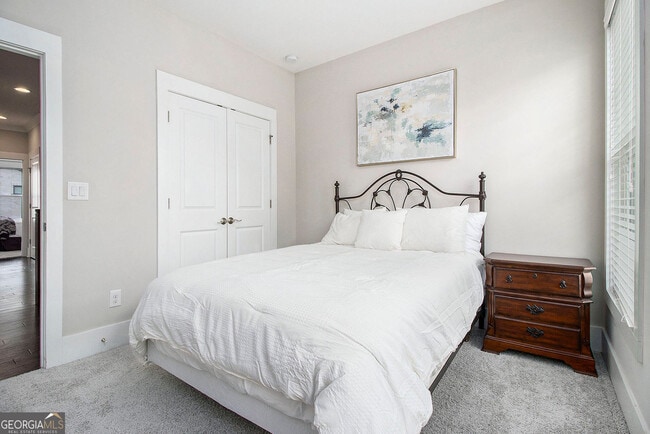 Building Photo - 4300 Walsh Dr