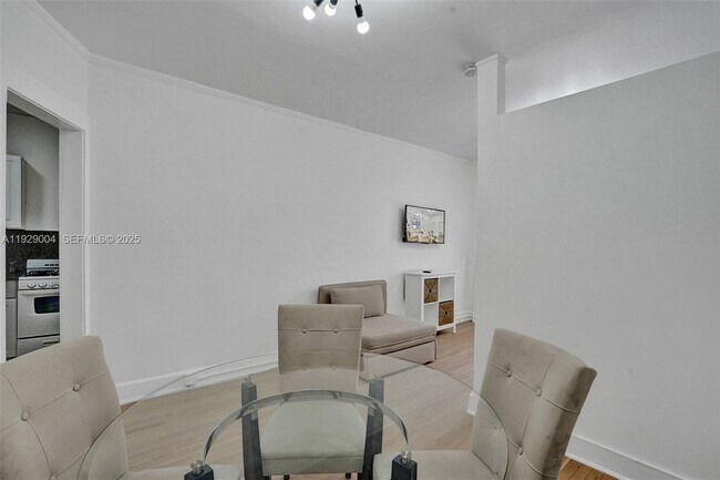 Building Photo - 1656 Polk St