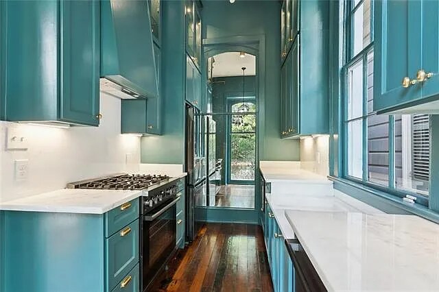 Primary Photo - 632 Esplanade Ave