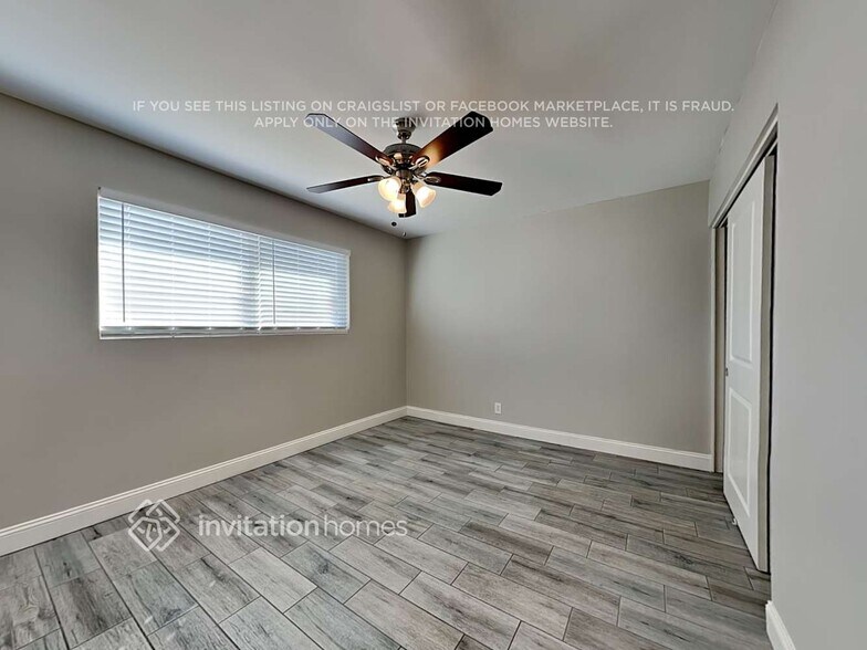 Building Photo - 7801 E Loma Land Dr