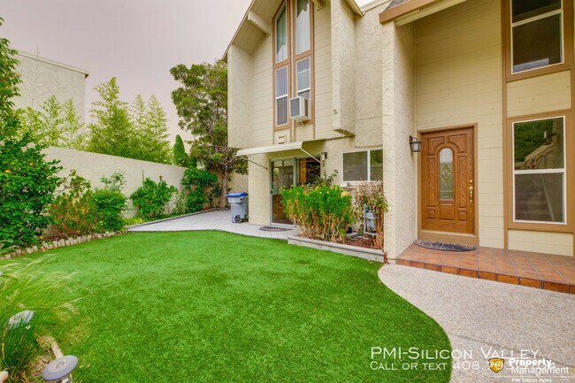 Building Photo - 520 S Cascade Terrace