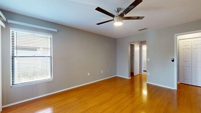 Building Photo - 3424 51st Ave Cir W