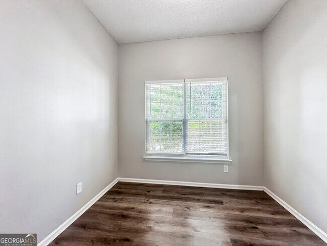 Building Photo - 5021 Serenity Point Ln