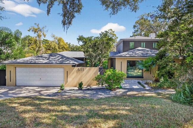 Building Photo - 511 S Riverhills Dr