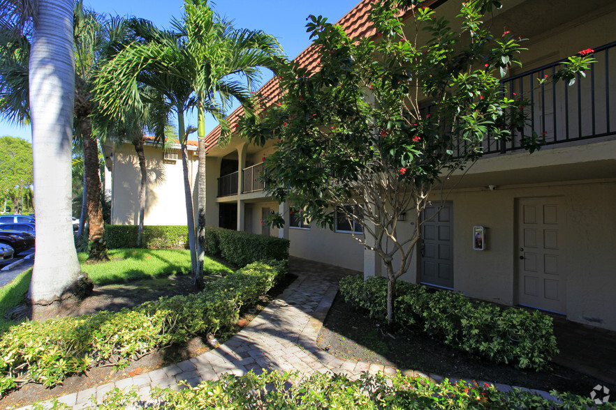 Primary Photo - The Gardens Apartments