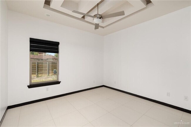 Building Photo - 16 N 47th St