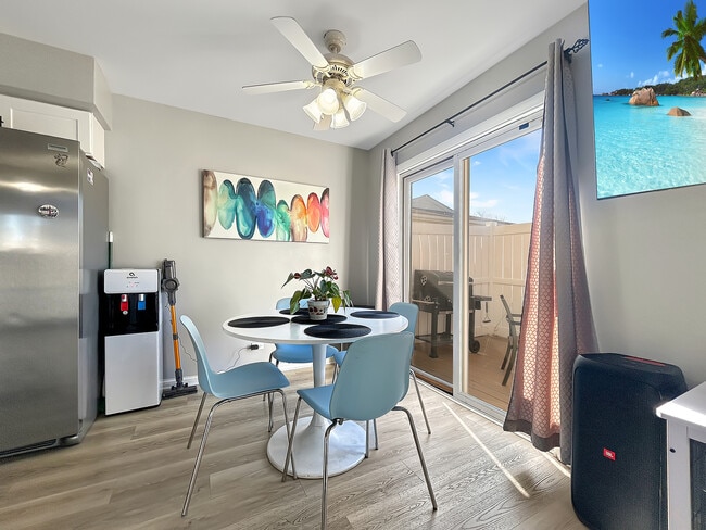 Building Photo - 1666 Cornell Dr